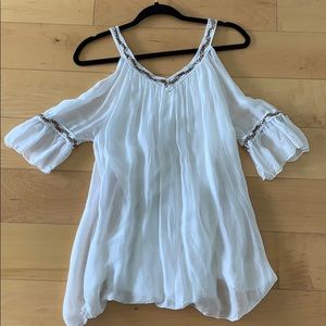 Off the shoulder blouse for summer